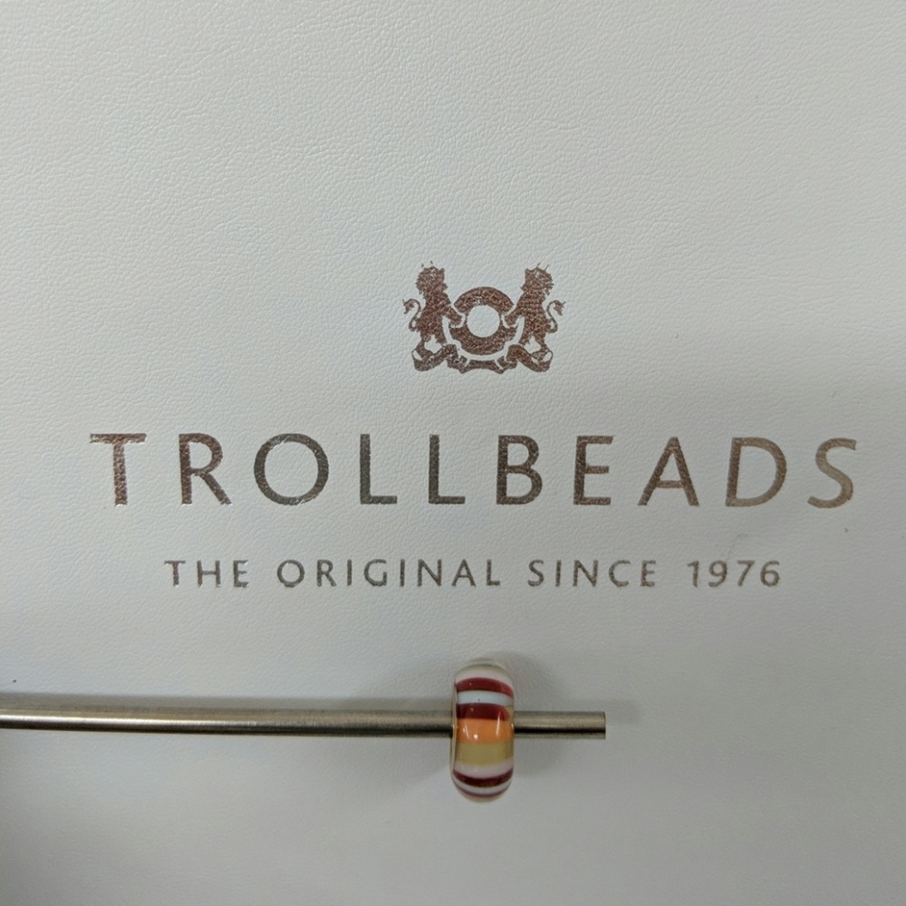 Strawberry Stripes Bead